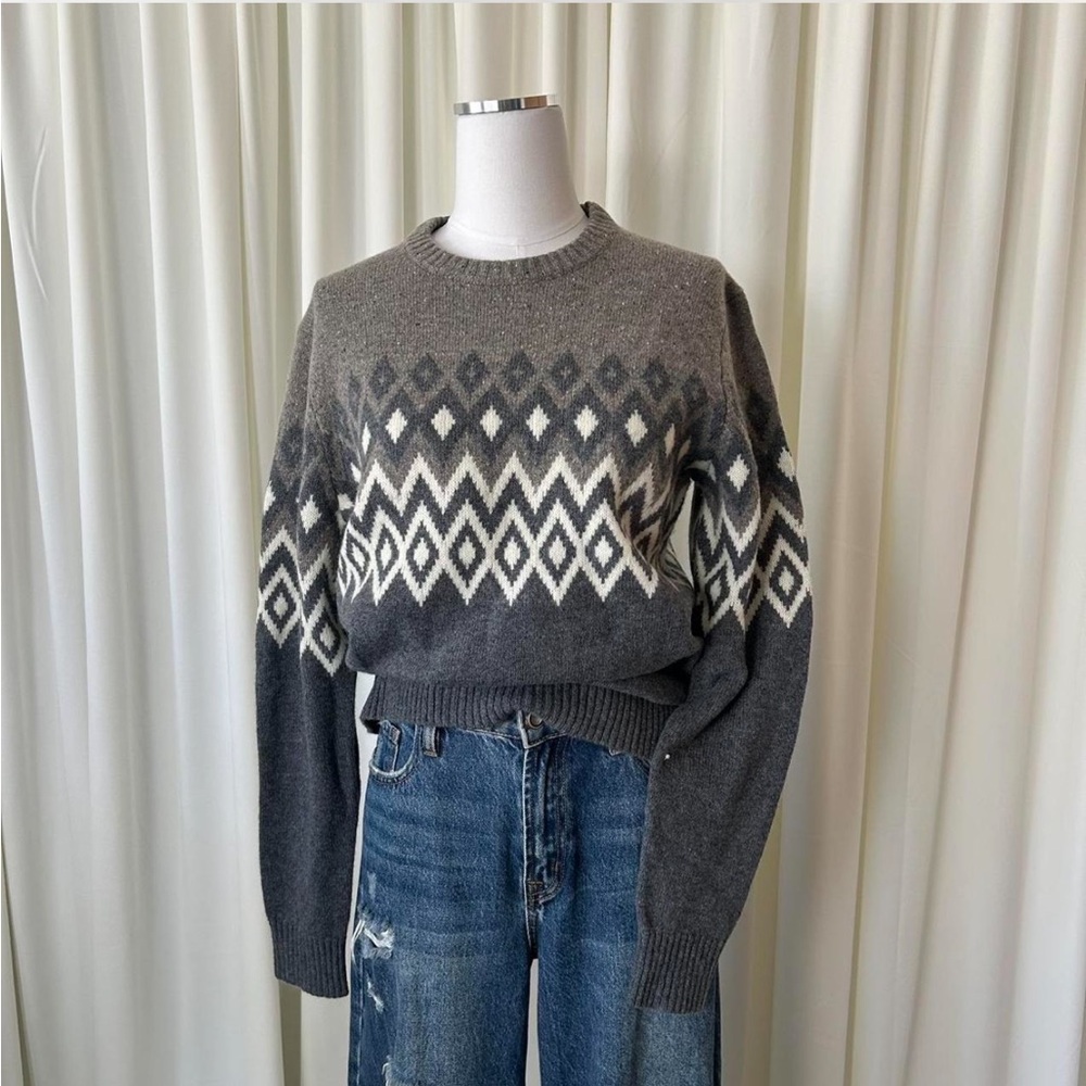 NWT Banana Republic Italian Yarn Fair Isle Crew-Neck Sweater. - Picture 5 of 8